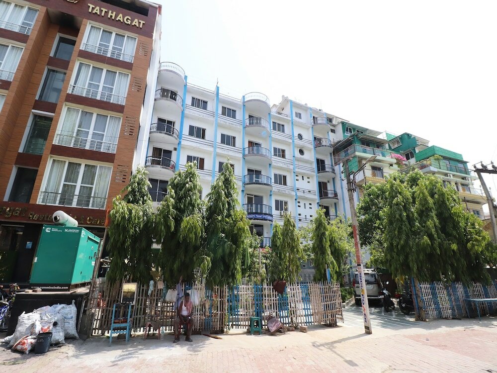 Фото Spot On 43882 Hotel Jeevak International