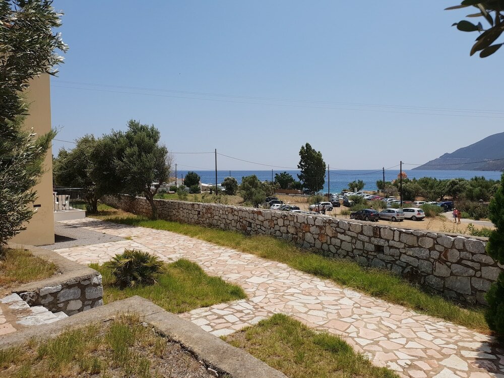 Фото Domaine Papakonstantis Apartments To Let