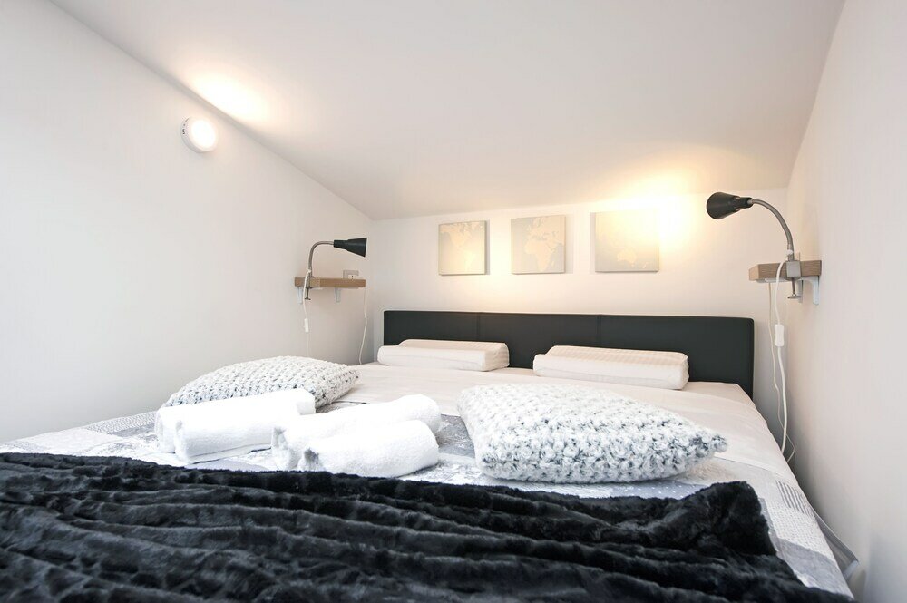 Фото Lakovich Sea View Apartments