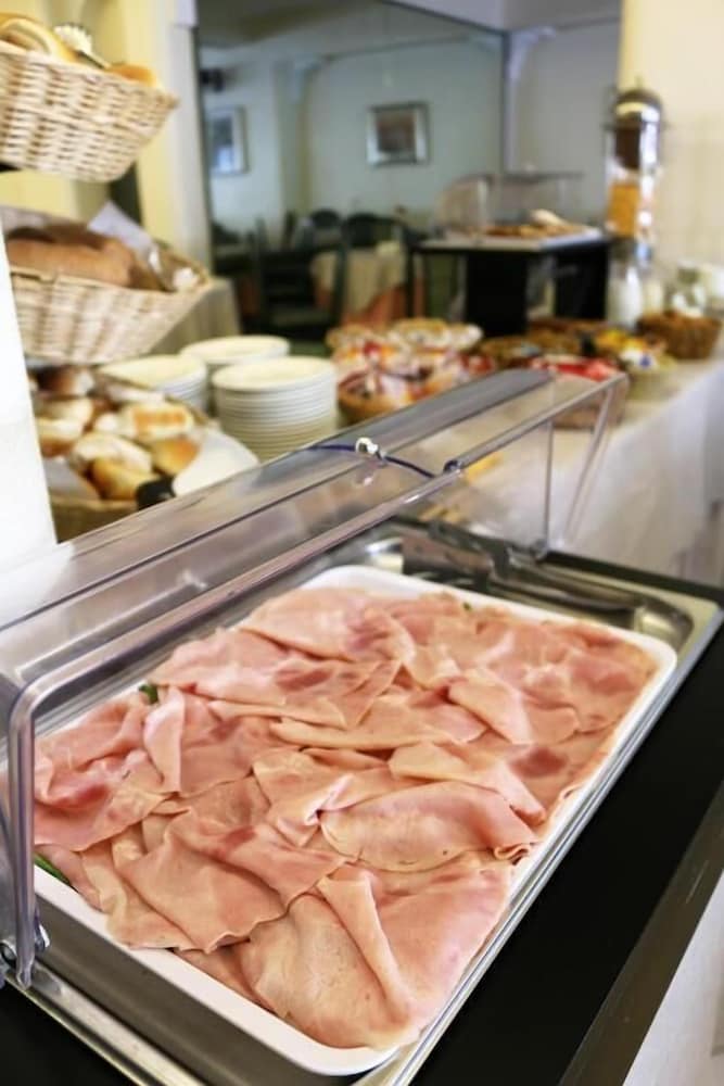 Фото Hotel Kennedy