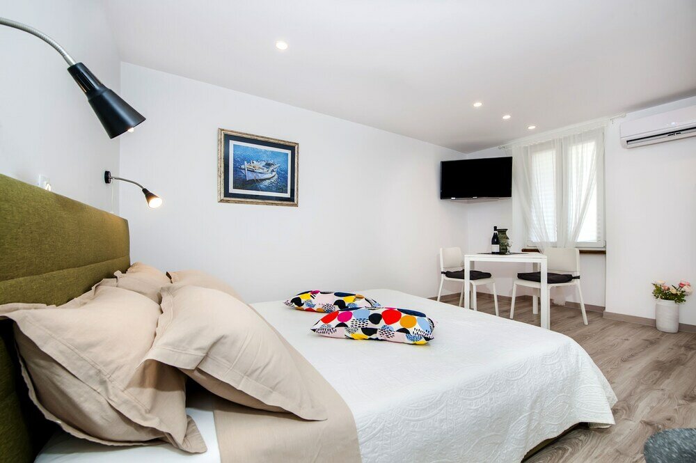 Фото Pisinium Studios