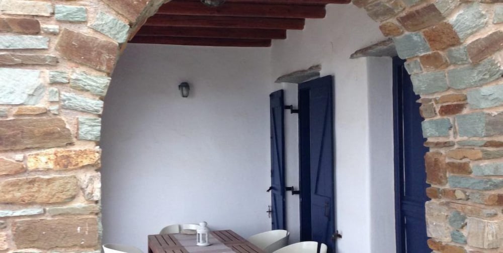 Фото Anemismata Apartments