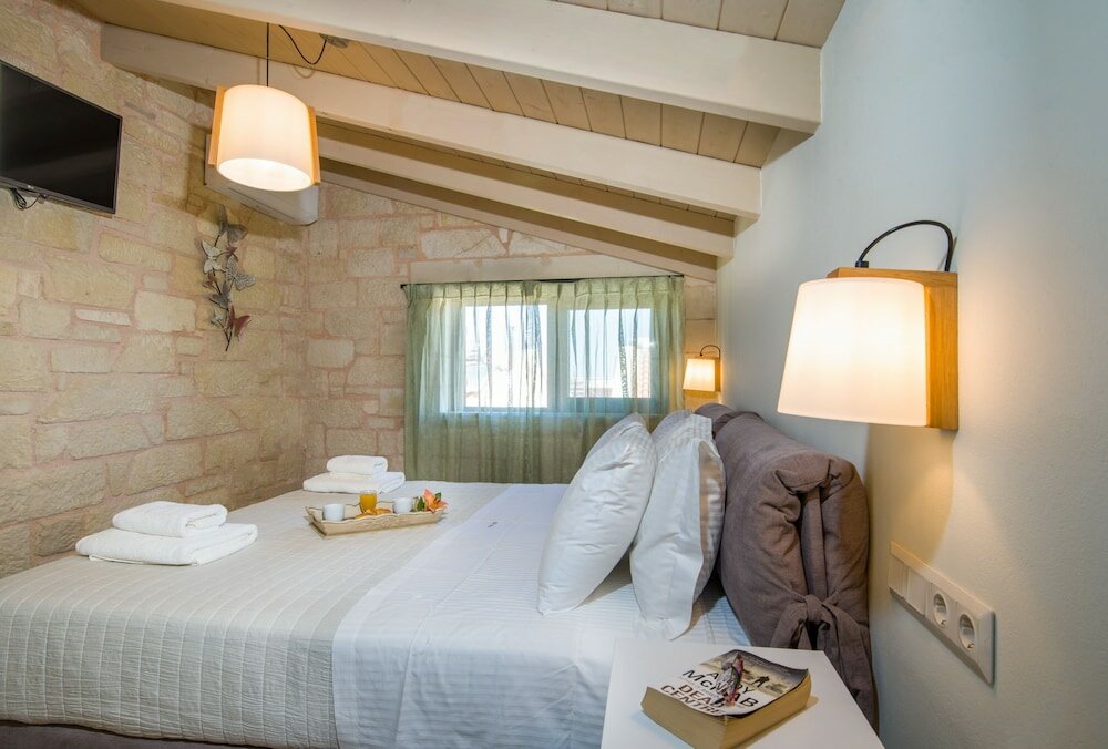 Фото Villa Sirocos, Private eco pool, near the beach