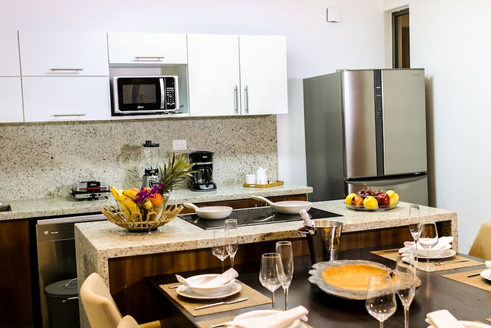 Фото Beach Rock Condo Boutique