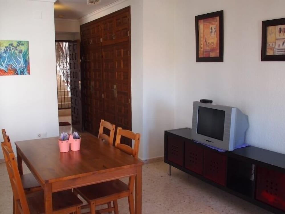 Фото Bungalow El Palmar 01