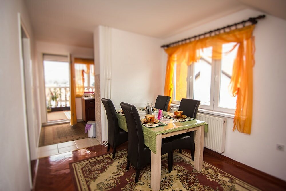 Фото Apartment Red House