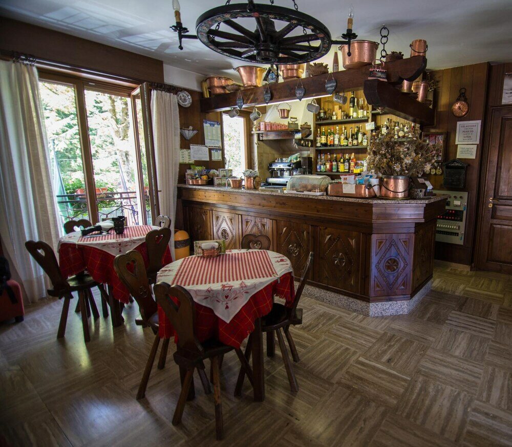 Фото Hotel Edelweiss