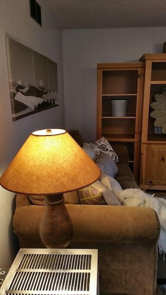 Фото Cute Smarthouse Granite near Lake 2