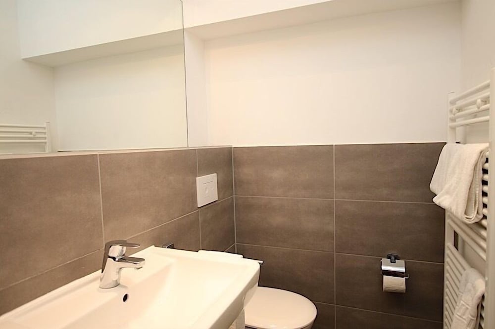 Фото Arthouse Apartments am Rathenauplatz