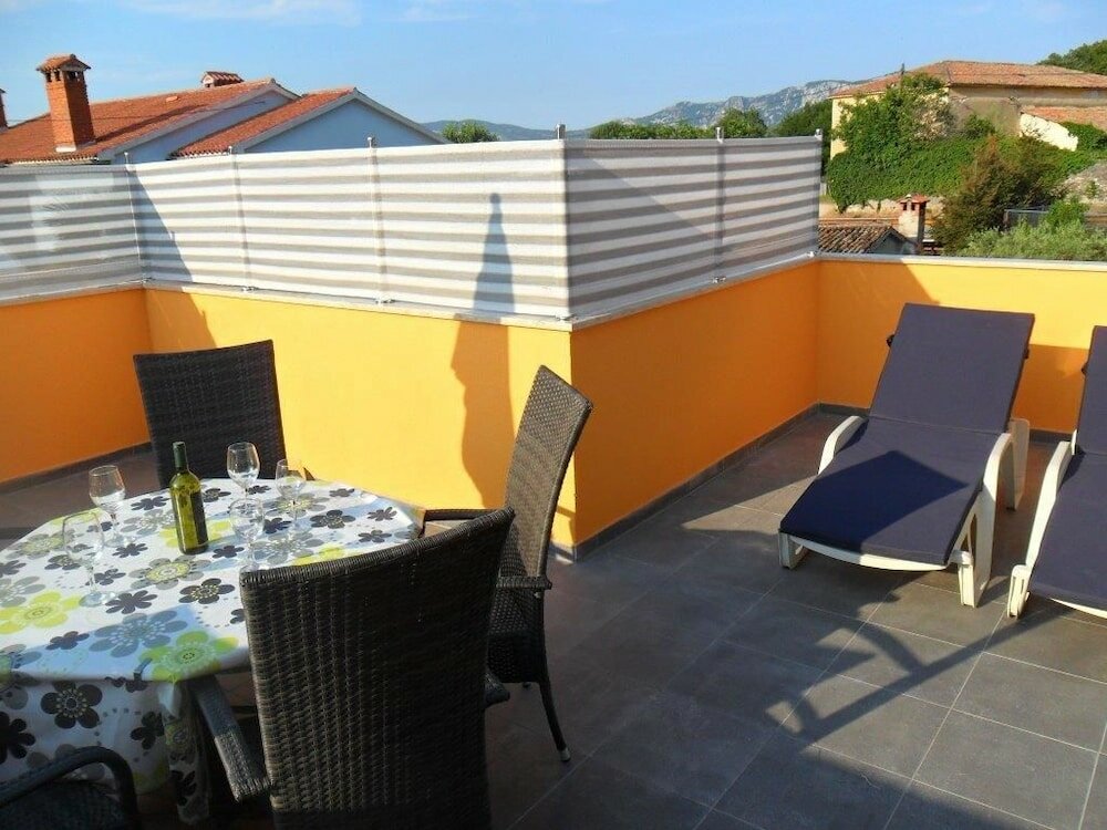 Фото Vacation Pool Apartments