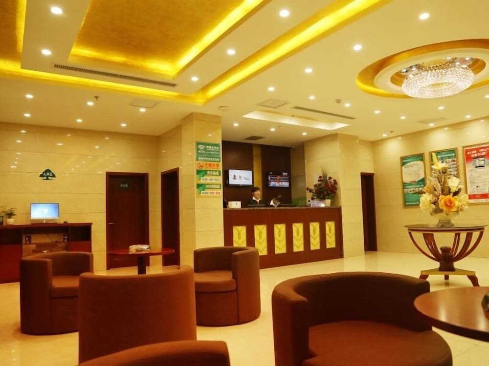 Фото GreenTree Inn HanZhong Railway Station BeiYiHuan Road Express Hotel
