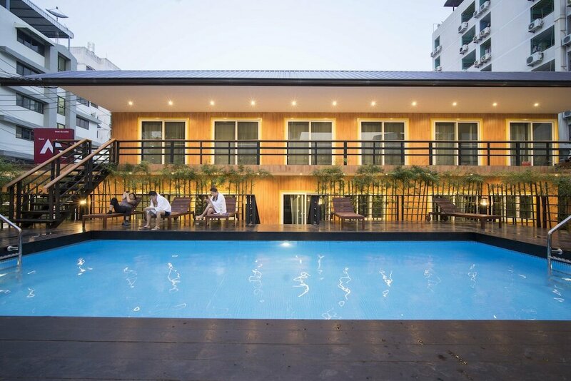 Гостиница Resort M - Mrt Huai Kwang в Бангкоке