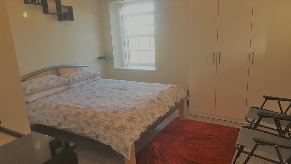 Фото Burleigh House