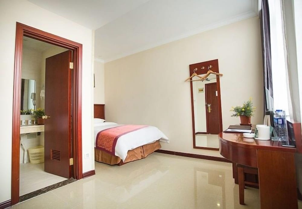 Фото GreenTree Inn TianJin Jinnan XianShuiGu Nanhuan Road Express Hotel