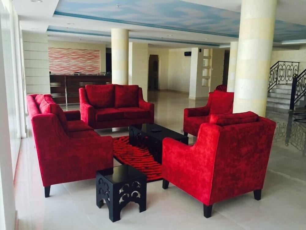 Фото Al Amoria Furnished Apartments 4