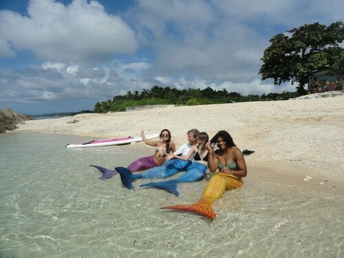 Гостиница Tablas Point Resort в Провинции Ромблон