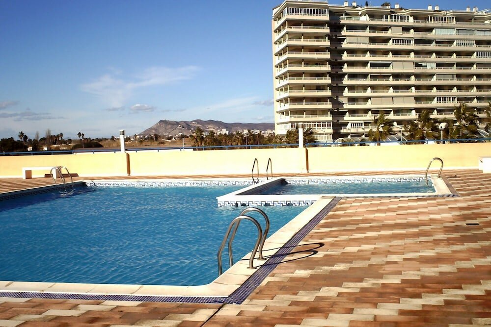 Фото Apartamentos Tavernes Gandía 3000