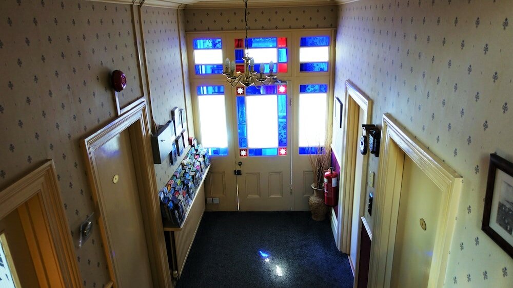 Фото Oakover Guest House