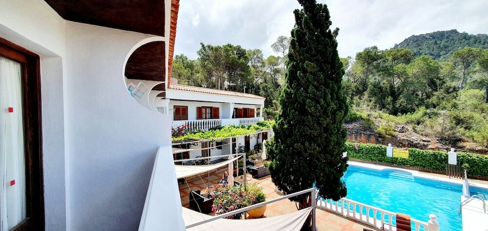 Фото Granada Apartments Ibiza