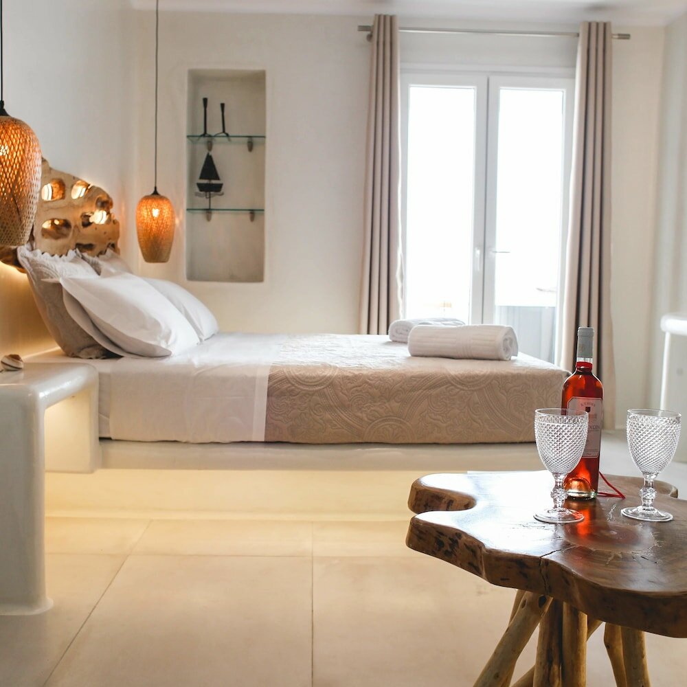 Фото Villa Elina Suites And More