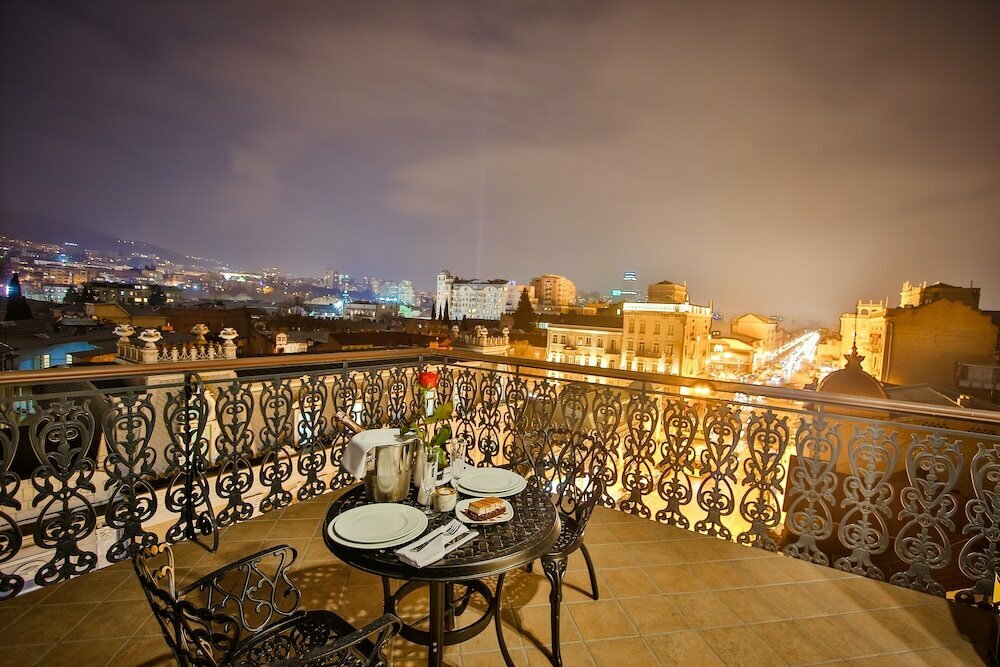Гостиница New Tiflis Hotel, Тбилиси, фото