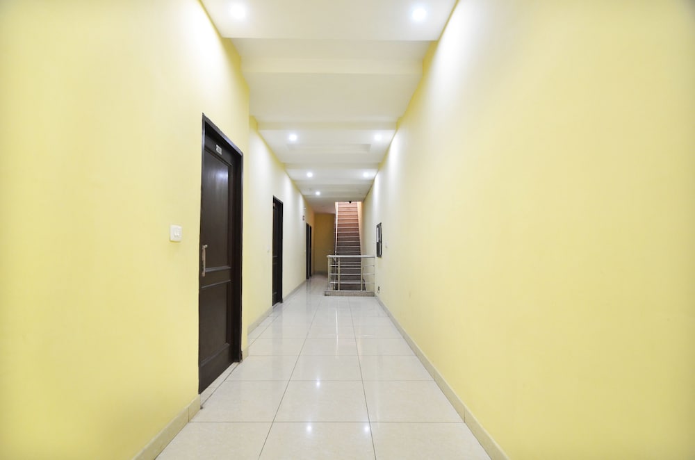 Фото Oyo 3004 Hotel Star City