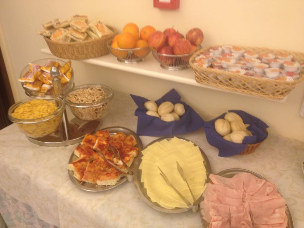 Фото Reale Hotel