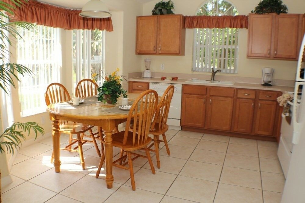 Фото Ic018or - 4 bedroom pool home