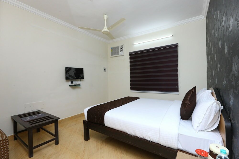 Фото Oyo 9372 Rich Inn