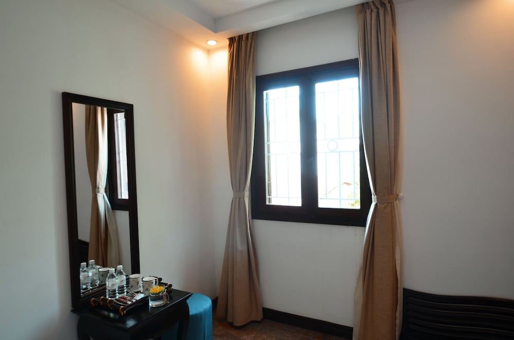 Фото Hoian Central Hotel