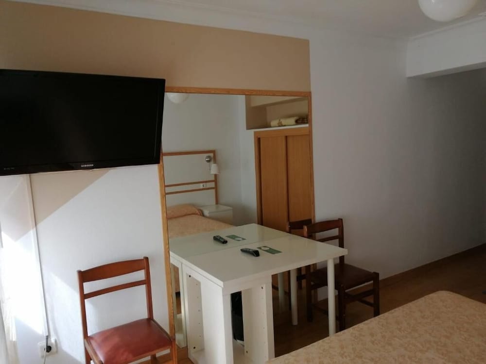 Фото Hostal Mara