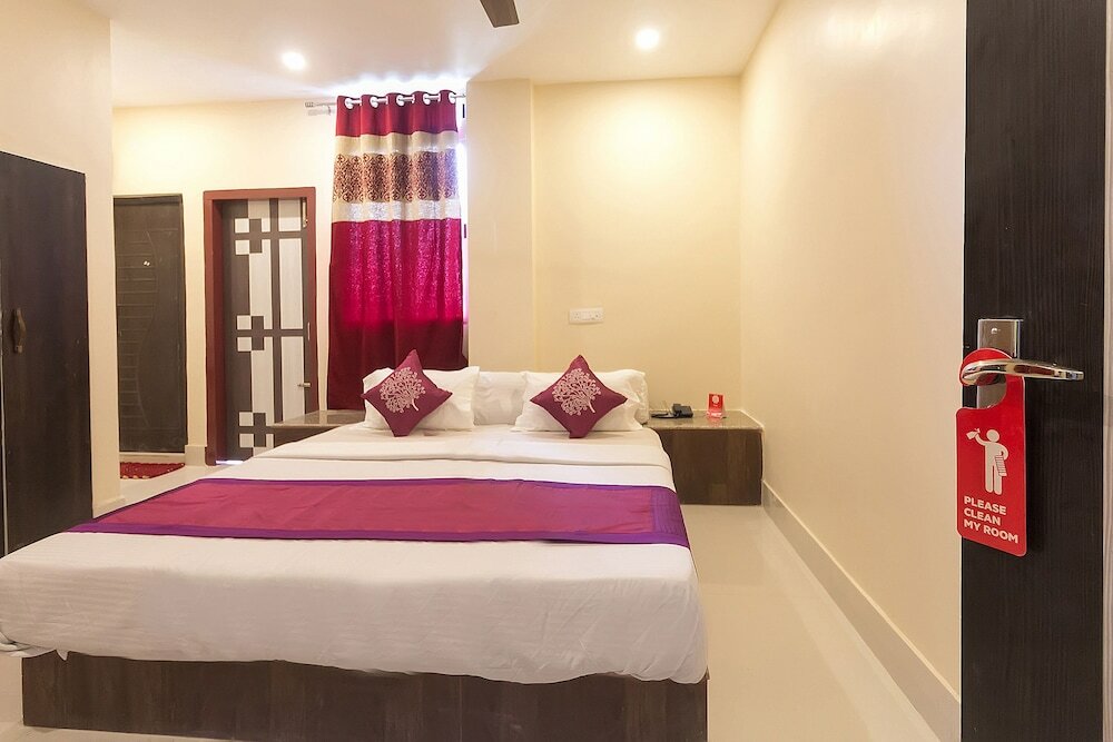 Фото Hotel Om Regency