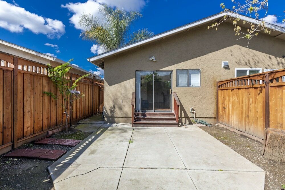 Фото Marbella Lane Duplex San Jose