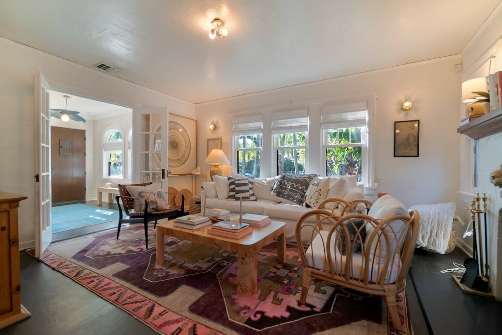 Фото The Palms Cottage Private Pool, Downtown, Beach, The Square