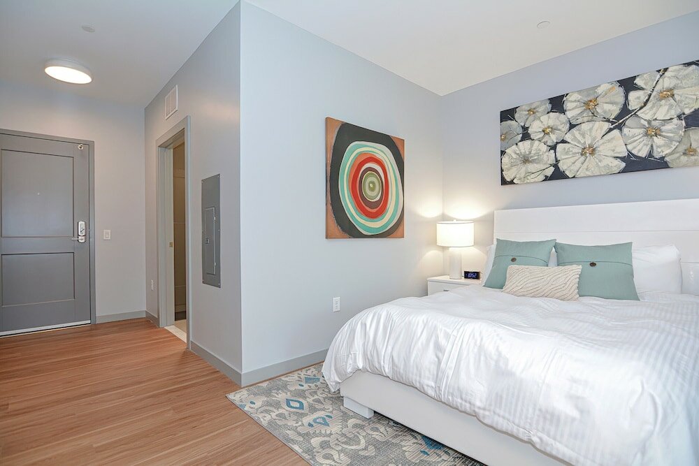 Фото Global Luxury Suites Downtown Providence