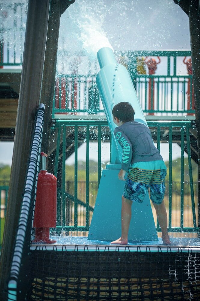 Фото Camp Fimfo Waco