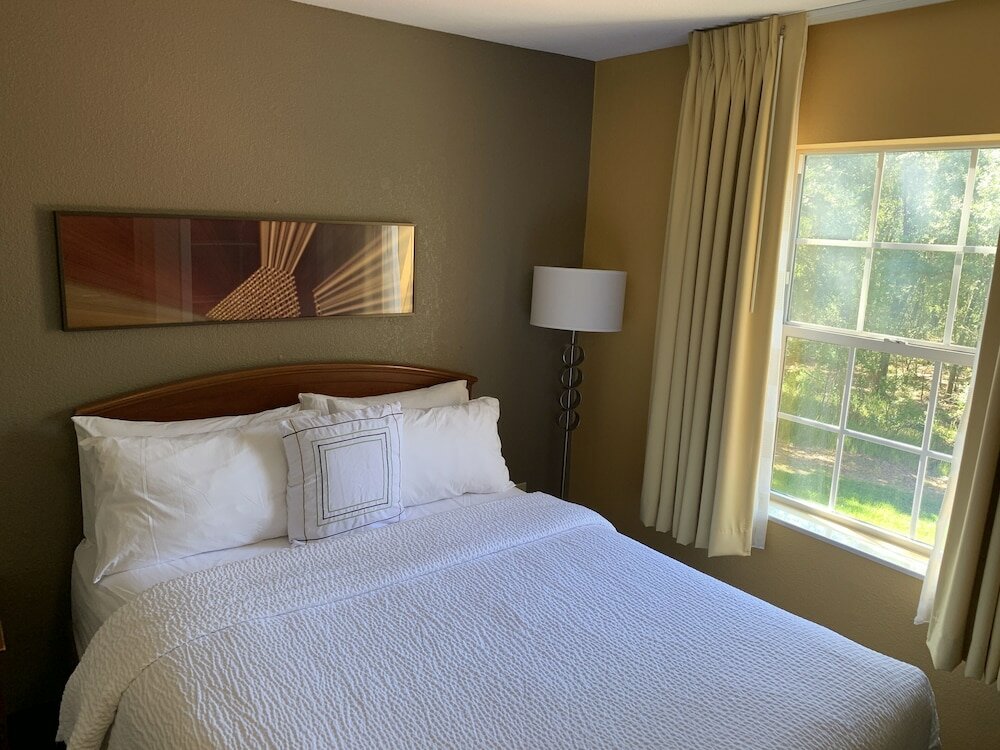 Фото TownePlace Suites by Marriott Tampa North/I-75 Fletcher