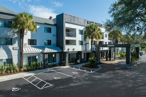 Гостиница Courtyard by Marriott Tampa North/I-75 Fletcher
