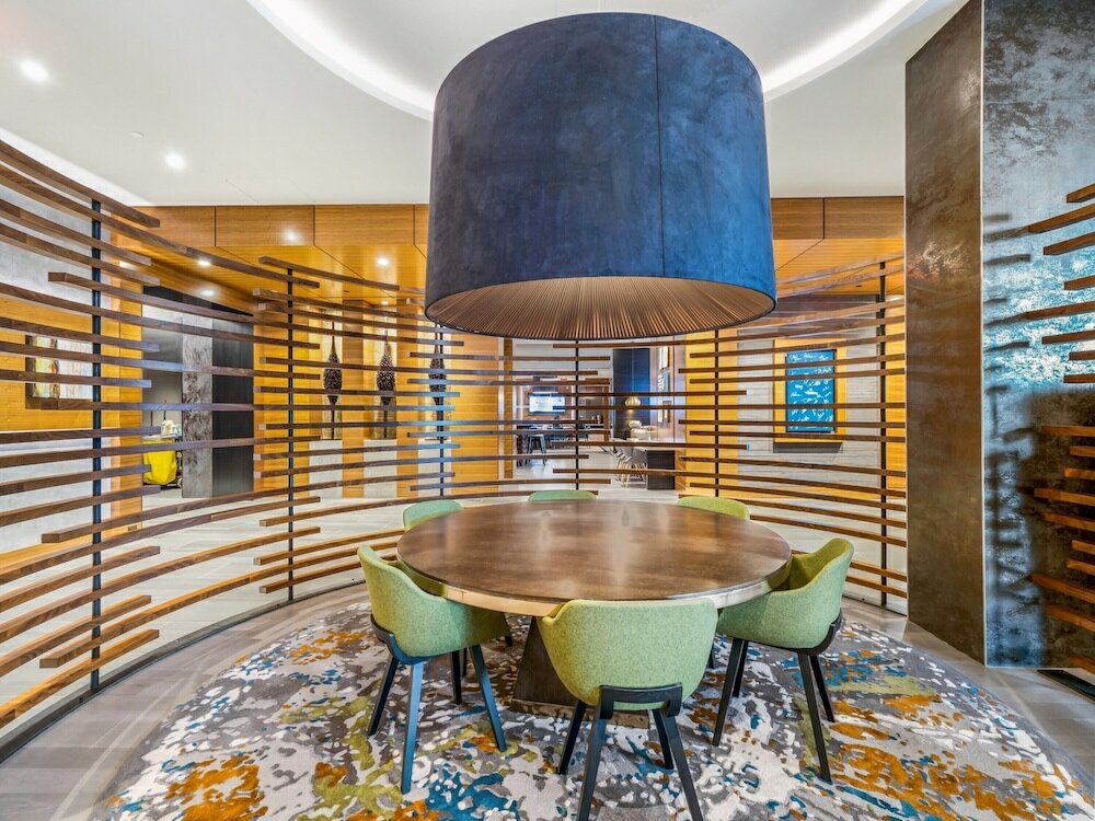 Фото Global Luxury Suites at Reston Town Center