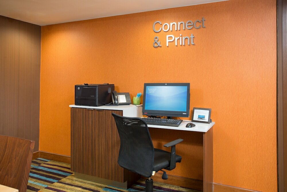 Фото Fairfield Inn by Marriot Manchester-Boston Regional Airport