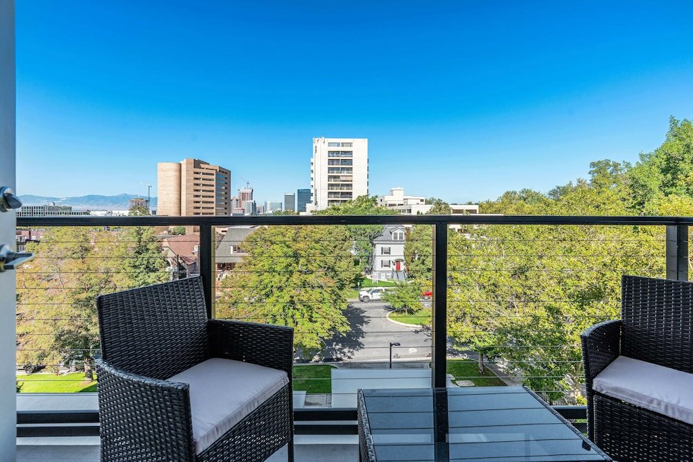 Фото Luxury Apartment in Salt Lake City