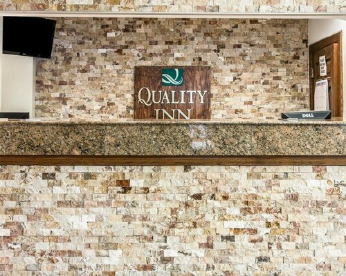 Гостиница Quality Inn в Саутфилде