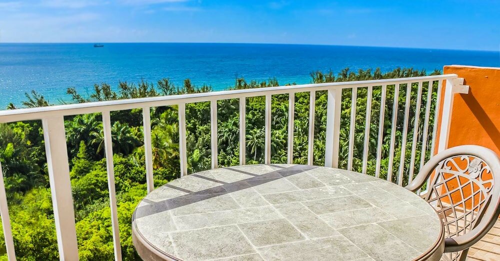 Фото Fort Lauderdale Beach Resort by Vacatia