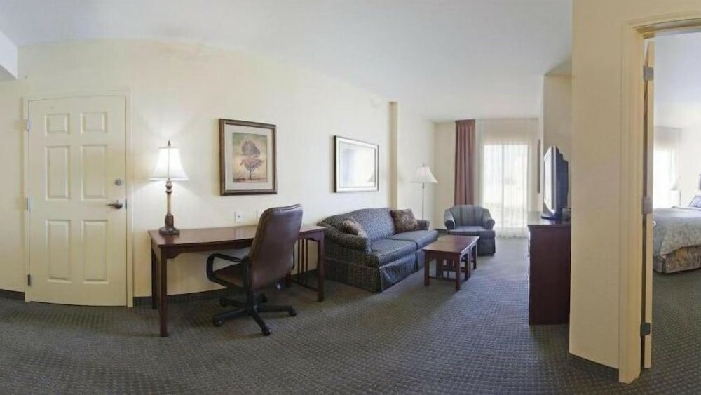 Фото Staybridge Suites San Antonio Downtown Conv Ctr, an Ihg Hotel