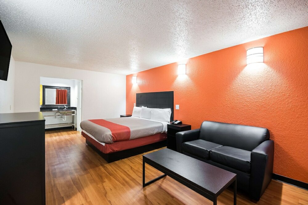 Фото Motel 6 Houston, Tx - Brookhollow