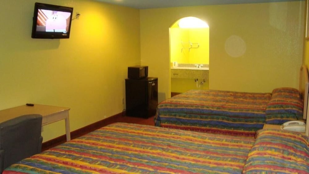 Фото Winnquest Inn Near Ft. Sam Houston