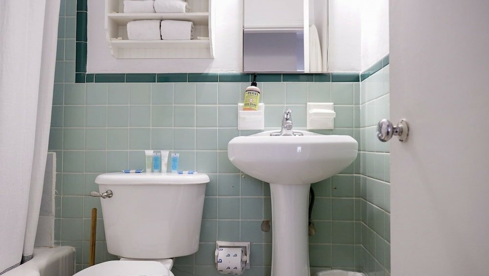 Фото Two Mermaids Resort