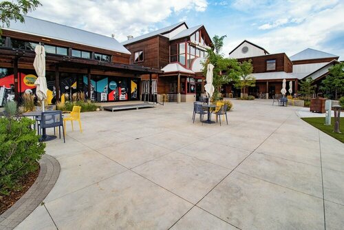 Гостиница Old Town Oasis - Spacious Artisan Home