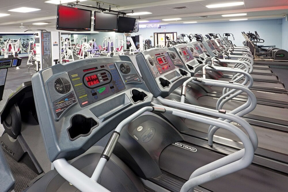 Фото Doubletree by Hilton Cape Cod - Hyannis