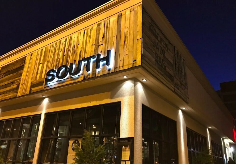 Фото 755 Capitol - B